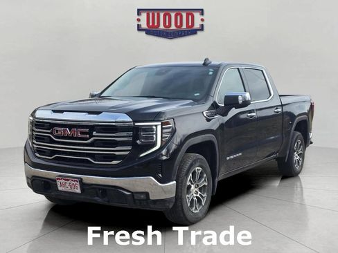 Used 2024 GMC Sierra 1500 SLT image 3