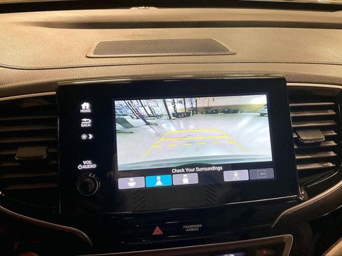 Used 2019 Honda Pilot Touring image 27