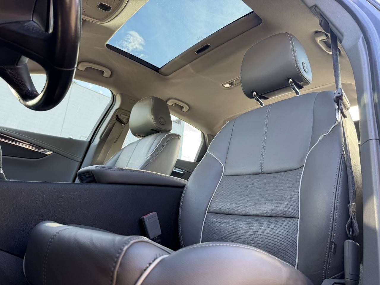Used 2015 Chevrolet Impala LTZ FWD image 11