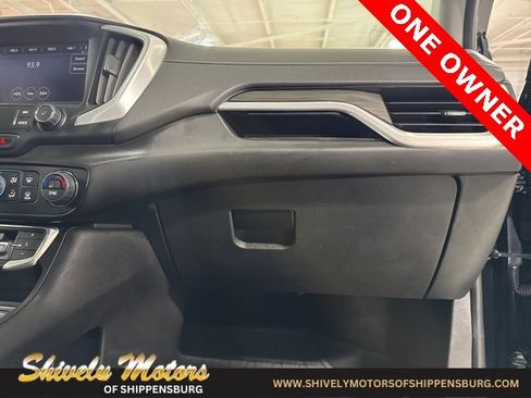 Used 2022 GMC Terrain SLT w/ Tech Package image 43