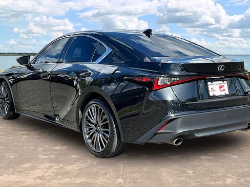 Used 2022 Lexus IS 300 AWD w/ Premium Package image 6