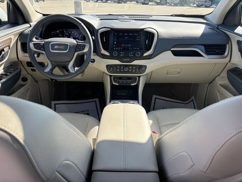 Certified 2024 GMC Terrain Denali w/ Denali Premium Package AWD/4WD image 21