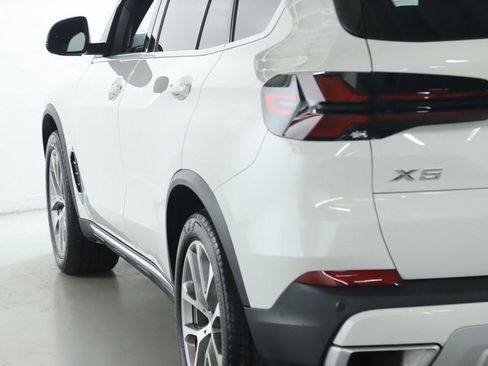 Certified 2026 BMW X5 xDrive40i w/ Climate Comfort Package image 42