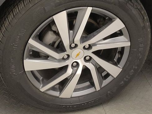 Used 2022 Chevrolet Equinox Premier AWD/4WD image 31