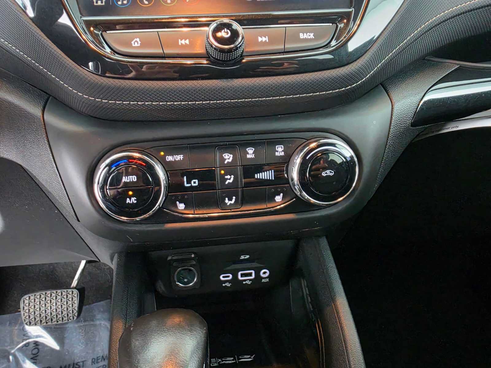 Used 2021 Chevrolet TrailBlazer ACTIV w/ Sun and Liftgate Package AWD/4WD image 28