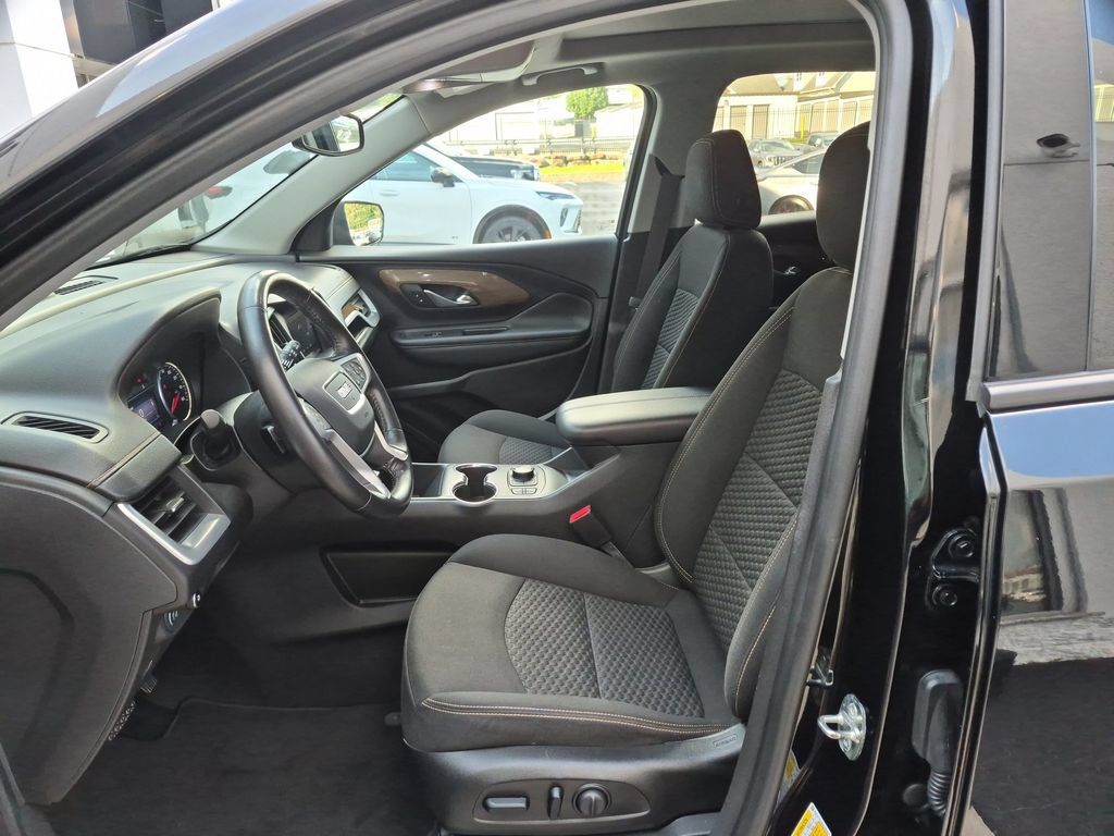 Used 2021 GMC Terrain SLE w/ Driver Convenience Package AWD/4WD image 12