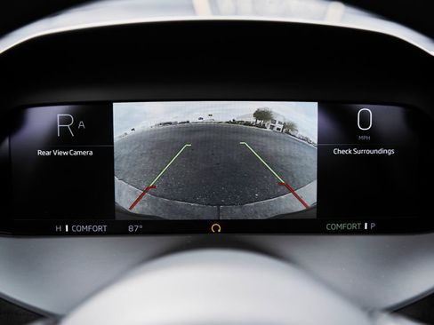 Used 2024 McLaren 750S image 70