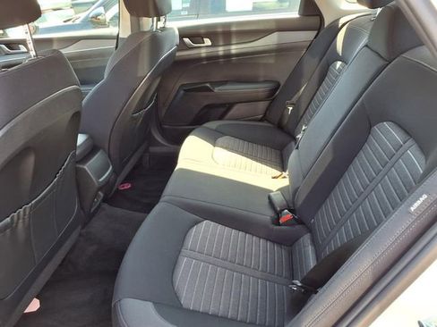 Used 2025 Kia K5 LXS FWD image 7