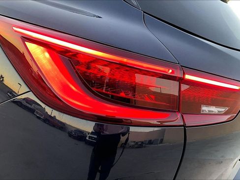 Used 2025 INFINITI QX50 Sport image 30