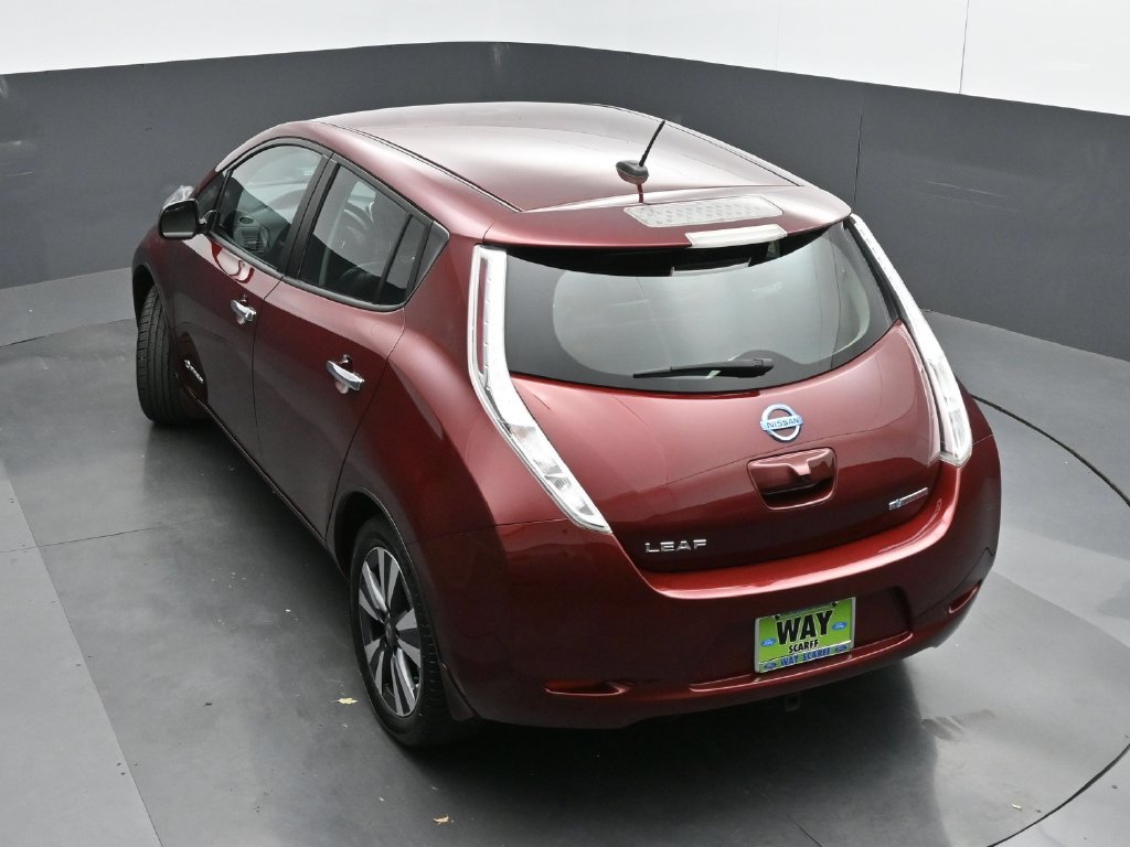 Used 2016 Nissan Leaf SL w/ Premium Package FWD image 38