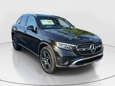 New 2026 Mercedes-Benz GLC 300 image 3