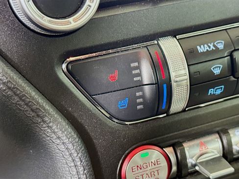 Used 2021 Ford Mustang Premium image 19