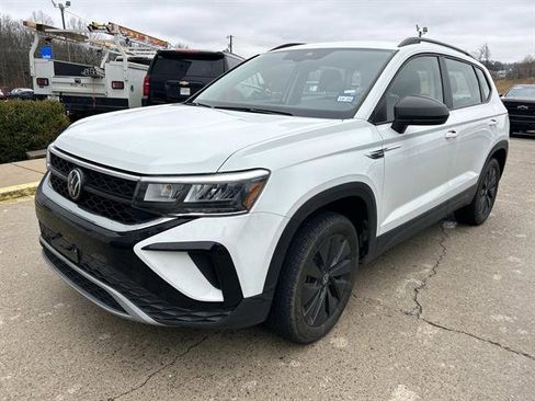 Used 2024 Volkswagen Taos S image 6