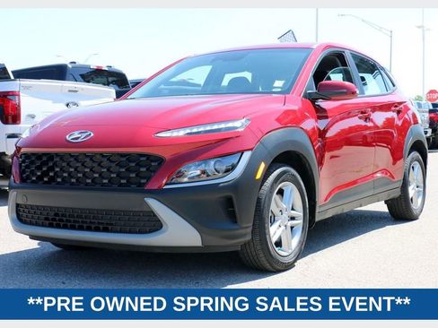 Used 2023 Hyundai Kona SE AWD/4WD image 1