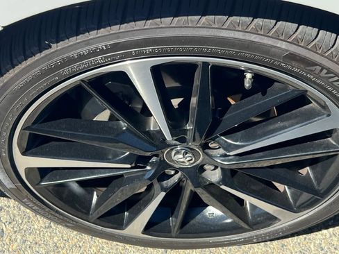 Used 2018 Toyota Camry XSE w/ Audio Package image 10