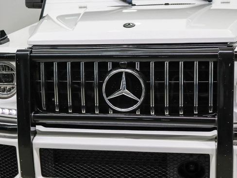 Used 2017 Mercedes-Benz G 63 AMG 4MATIC image 8