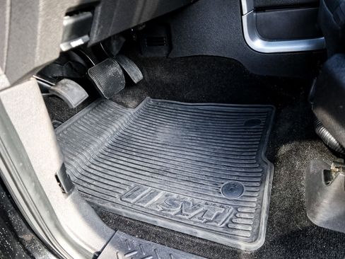 Used 2014 Ford F150 Raptor w/ Equipment Group 801A Luxury image 16