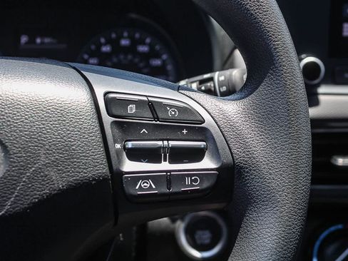 Used 2023 Hyundai Kona SEL AWD/4WD image 31