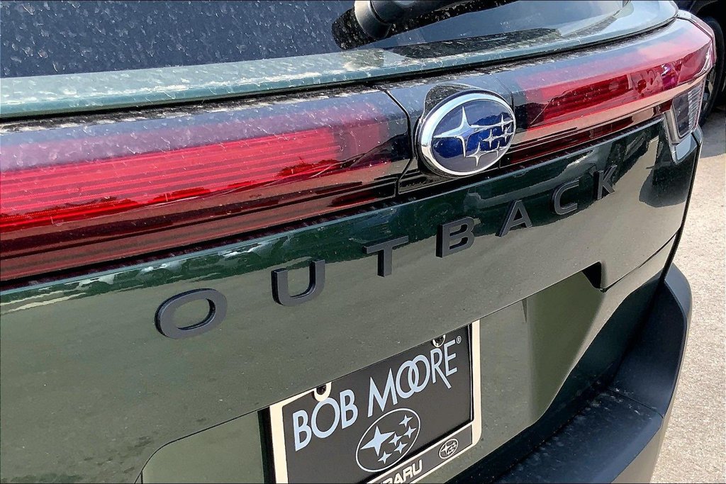 New 2026 Subaru Outback Limited AWD/4WD image 8