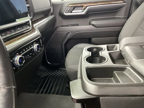 Used 2022 GMC Sierra 1500 Elevation image 19