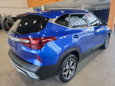 Used 2021 Kia Seltos EX AWD/4WD image 5