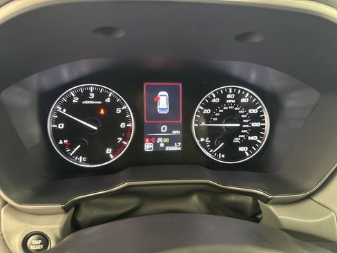 Used 2025 Subaru Outback Limited image 22