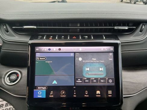 Used 2023 Jeep Grand Cherokee L Limited image 27