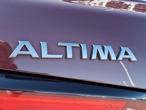 Used 2024 Nissan Altima 2.5 SV image 29