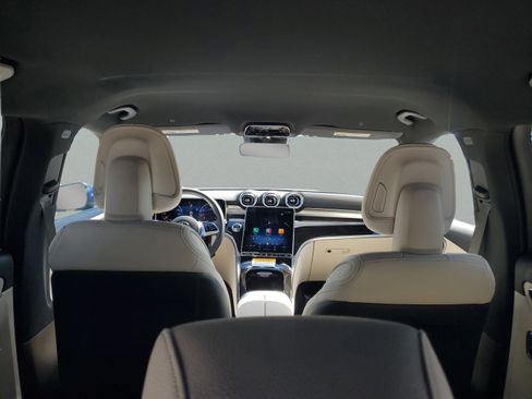 Certified 2026 Mercedes-Benz GLC 300 image 9