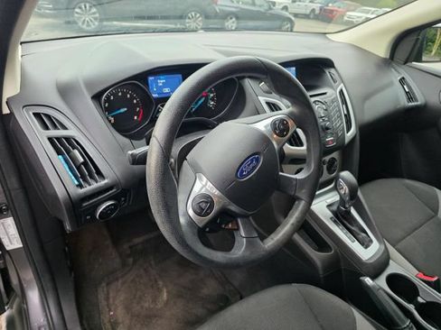 Used 2014 Ford Focus SE FWD image 13