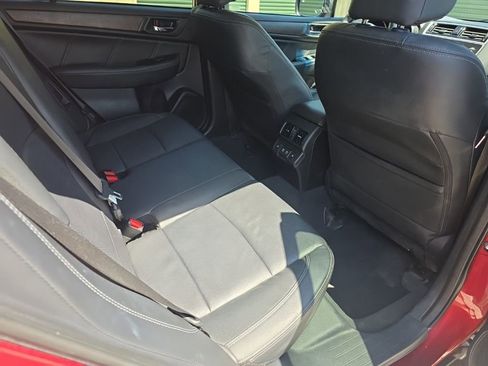 Used 2019 Subaru Outback 2.5i Limited w/ Popular Package #2 AWD/4WD image 17