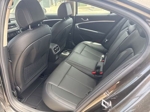 New 2026 Genesis G70 2.5T RWD image 12