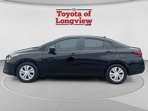 Used 2023 Nissan Versa S w/ Trunk Package FWD image 2