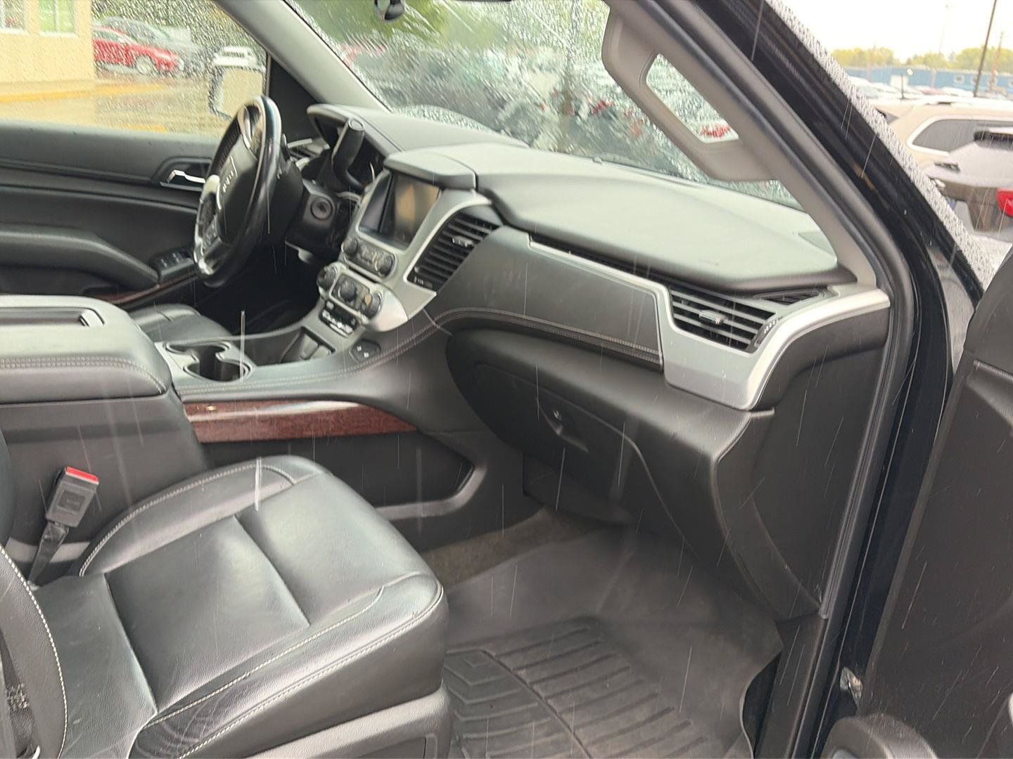 Used 2019 GMC Yukon XL SLT AWD/4WD image 5