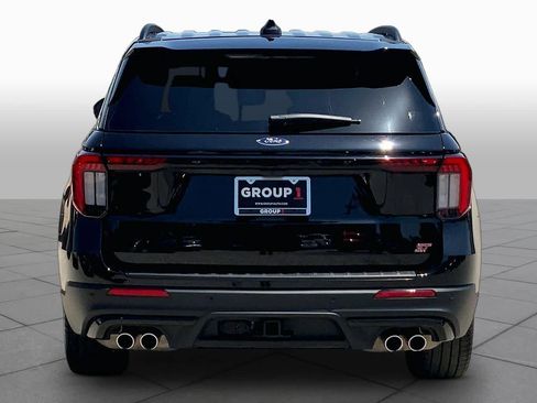 Used 2025 Ford Explorer ST w/ Sun And Sound Package RWD image 4