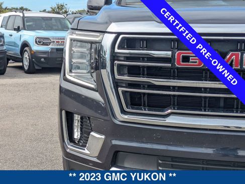 Used 2023 GMC Yukon SLT w/ SLT Luxury Package image 9