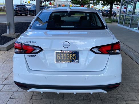 Certified 2025 Nissan Versa SV w/ Trunk Package FWD image 6