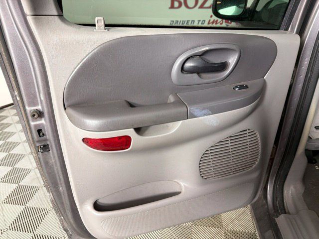 Used 2002 Ford F150 XLT RWD image 28