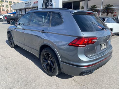 Used 2023 Volkswagen Tiguan SE R-Line FWD image 7