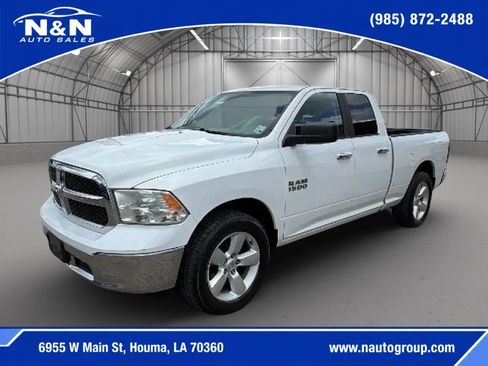 Used 2013 RAM 1500 Classic SLT w/ Premium Display Pkg RWD image 2