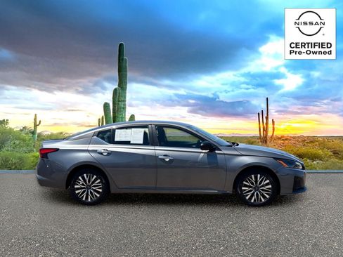 Certified 2025 Nissan Altima 2.5 SV FWD image 6