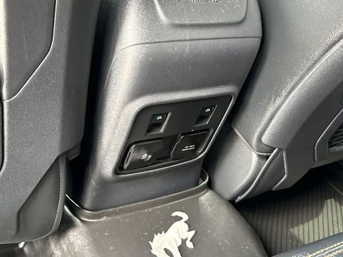 Used 2023 Ford Bronco Badlands AWD/4WD image 11