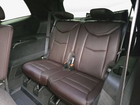 Used 2023 Cadillac XT6 Premium Luxury w/ LPO, Floor Liner Package FWD image 34