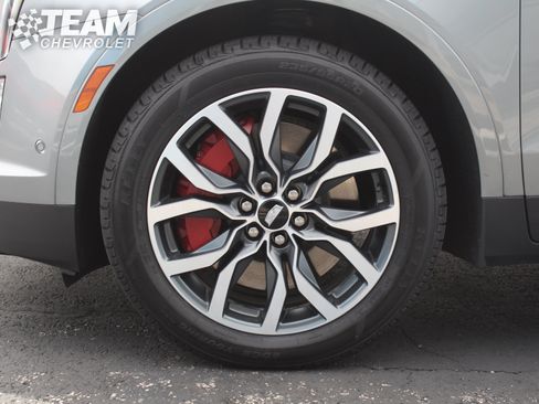Used 2024 Cadillac XT5 Sportv w/ Technology Package AWD/4WD image 32