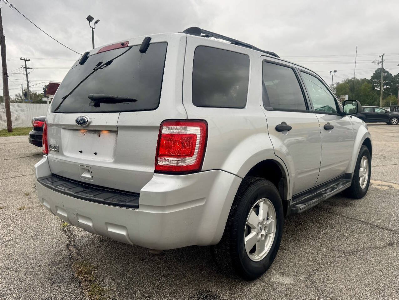 Used 2011 Ford Escape XLT w/ 202A Rapid Spec Order Code FWD image 5
