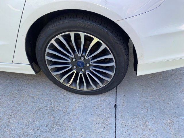 Used 2017 Ford Fusion Titanium FWD image 13