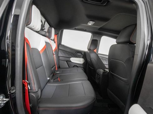 Used 2024 GMC Canyon AT4X w/ AT4X AEV Edition AWD/4WD image 13