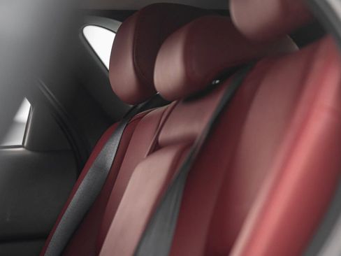 Used 2025 MAZDA CX-30 AWD 2.5 S w/ Preferred Package image 39