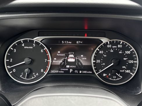 Used 2025 Nissan Rogue S FWD image 18