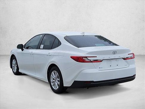 Used 2026 Toyota Camry LE FWD image 7